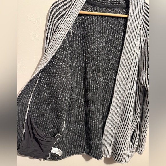 Lululemon Cotton-Cashmere Blend Sweater Wrap Powdered Clay/White/Lakeside Size 8 - Picture 8 of 15